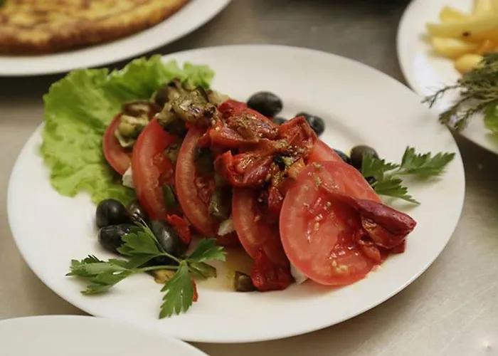 Devin Spa Hotel מלון