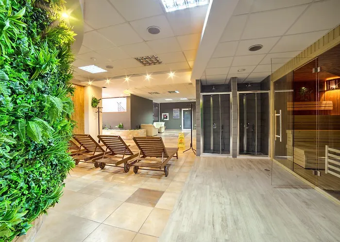 מלון Devin Spa Hotel דבין